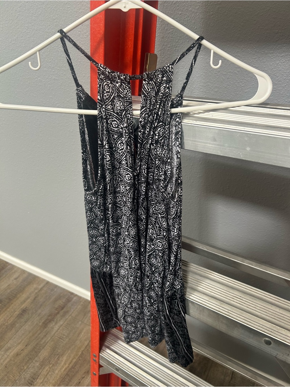 Black & White Paisley Racerback Tank Top